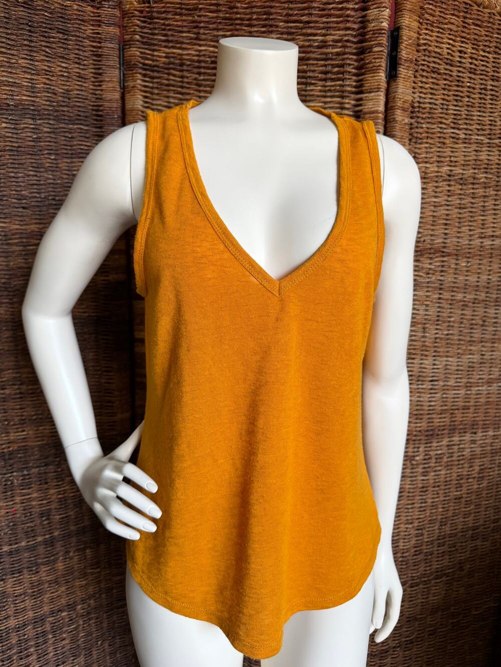 Saturday Sunday Anthropologie Mustard Gold V Neck Knit Tank Top Size M